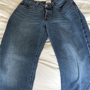 Classic High-Rise Straight Women's Jeans in Medium Blue